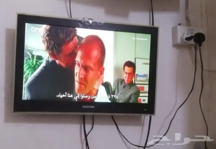 يوجد شاشتين لكامرا مراقبه او للبيت الحجم 21بوصه قريبا HD 1