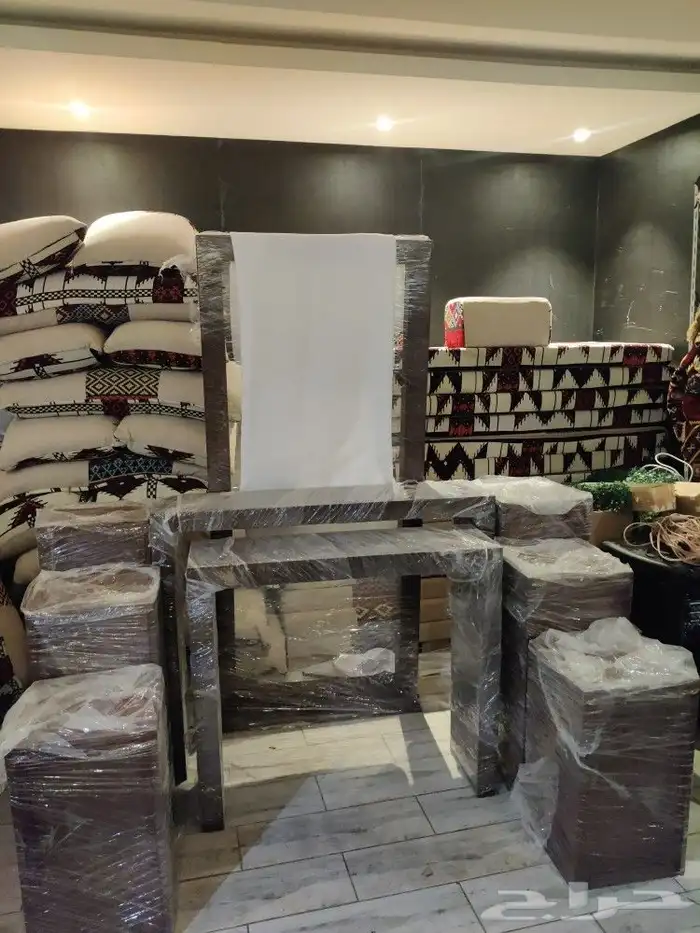 تاجير مدخل استقبال خشبي 5