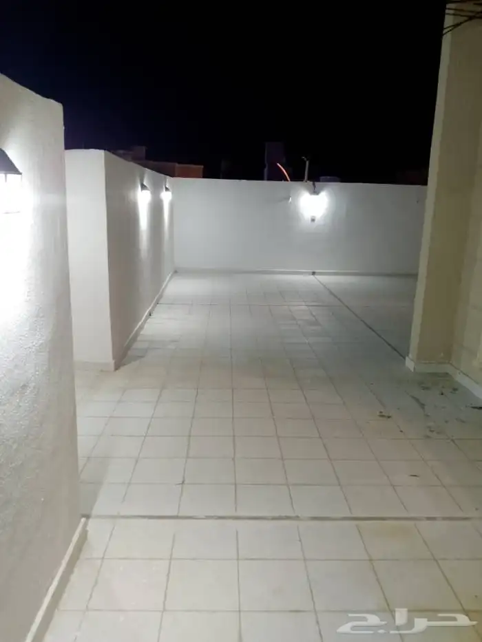 الجموم شقة في الغزيات مع سطح مستقل 5
