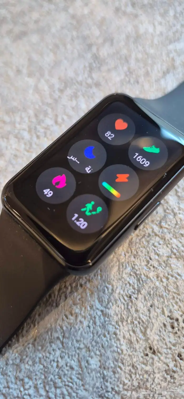ساعة سامسونج galaxy fit3 للبيع 3