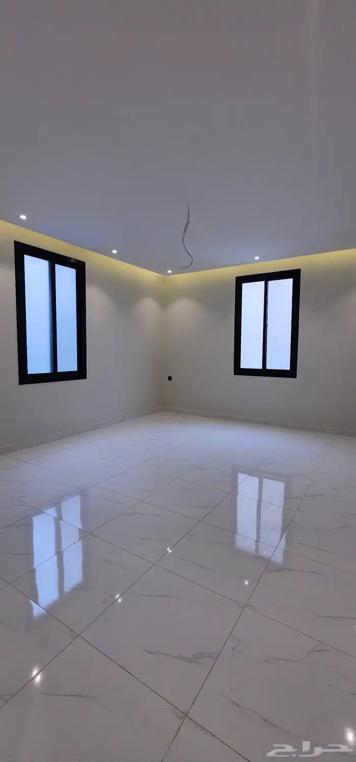 ملحق للبيع في الوسام 1 9