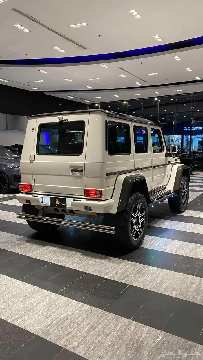 Mercedes G500 4 4 4