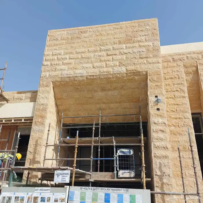 عروض خاصة على جميع انواع الحجر الطبيعي 0