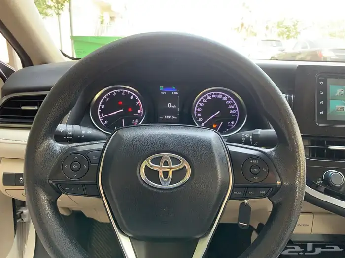 للبيع كامري 2022 LE 4