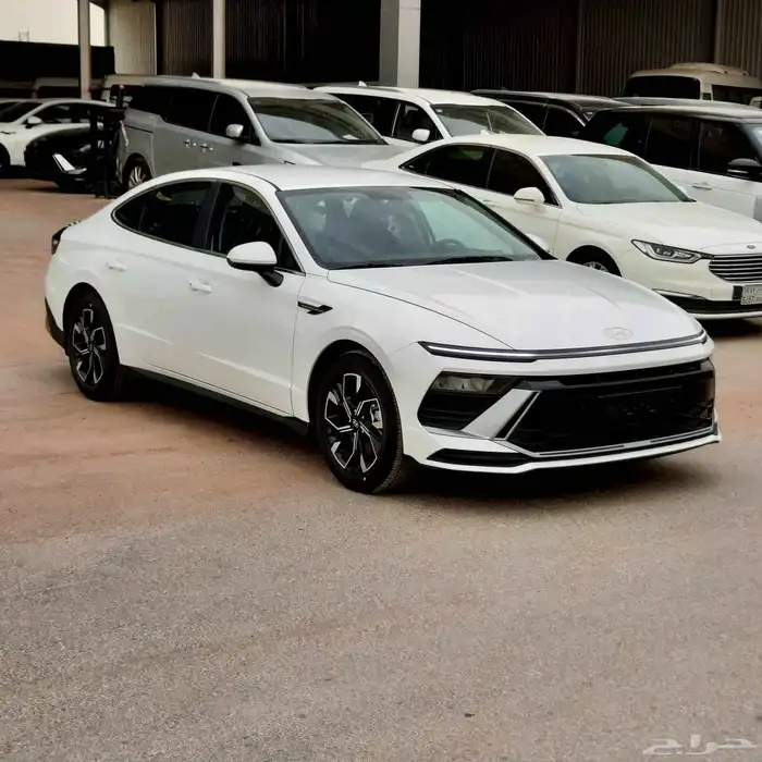 هونداي سوناتا 2024 سمارت السعر 92000 ريال شامل الضريبة 4