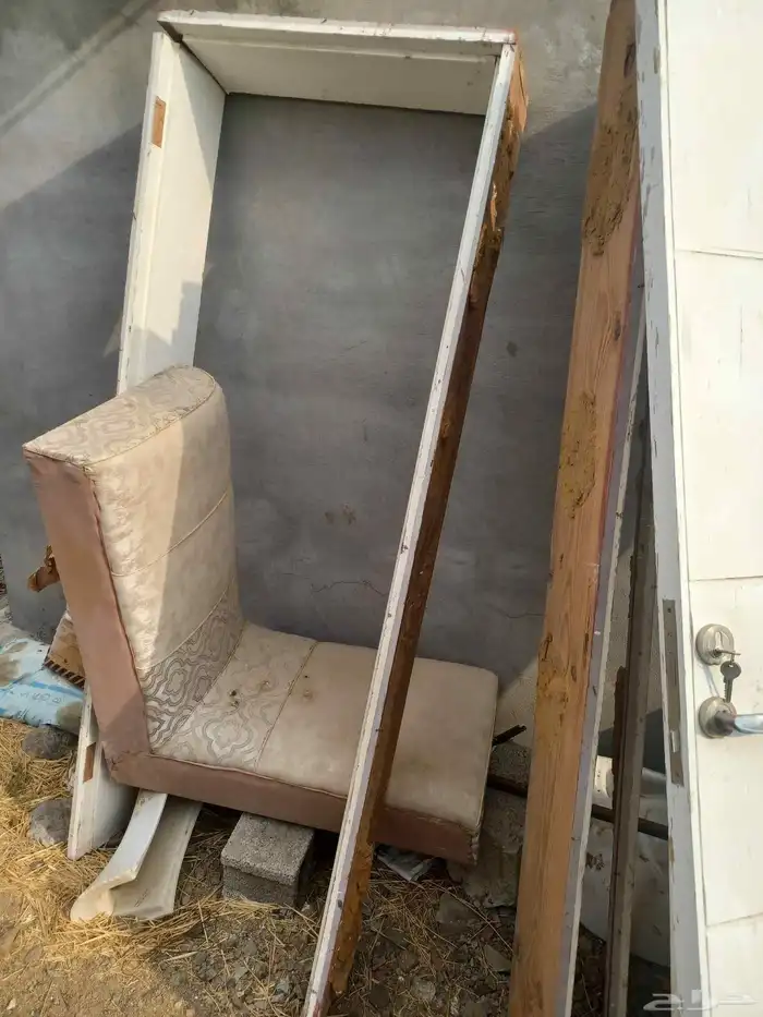 ثلاثه ابواب خشب مستخدمه 3