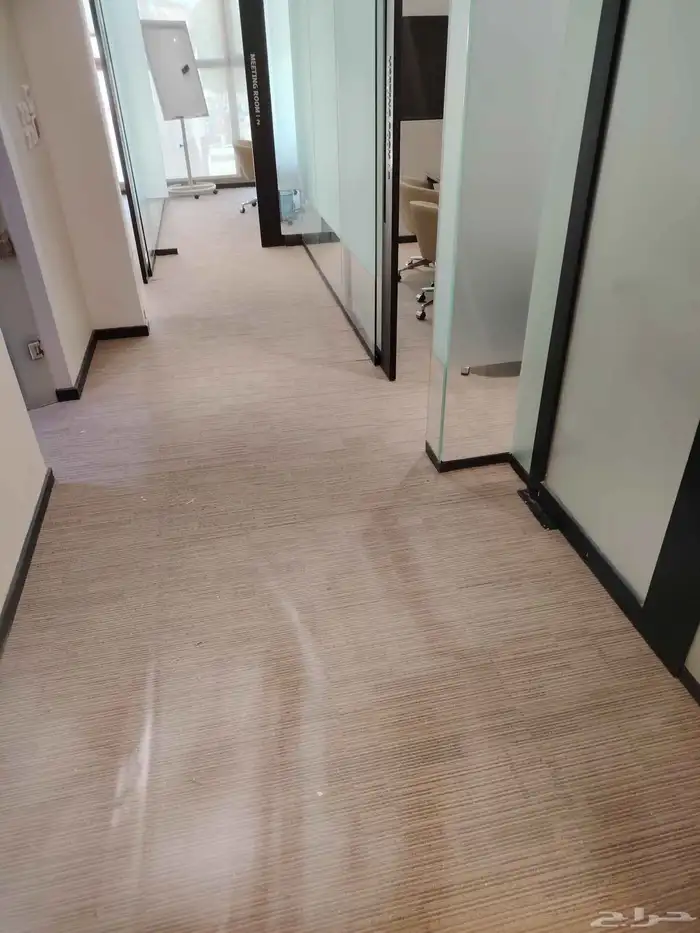 بلاط مكتبي 50 50 للشركات والمؤسسات 23