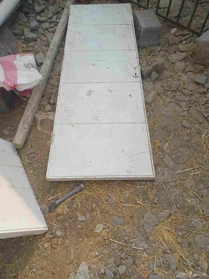 ثلاثه ابواب خشب مستخدمه 2