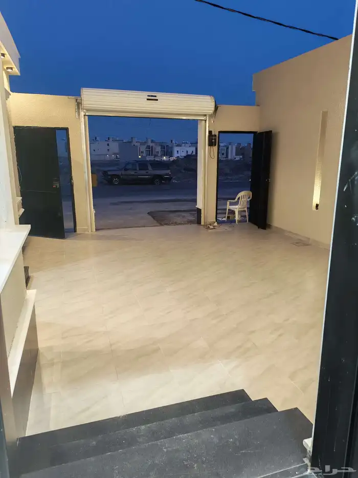 للبيع فيلا بمخطط ثلالثه شمال الخميس تصميم vip مساحه 570 39