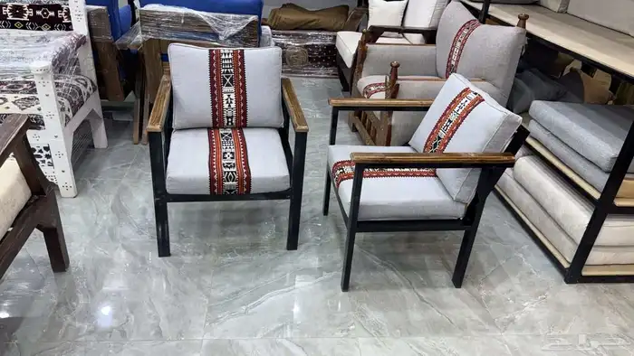 طقم  نبات خارجيه حديد وخشب وطاولات شاي 9