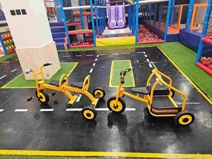 اثاث رياض الأطفال تجهيز صالة رياضيه طاولات كراسي 37