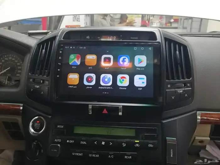 شاشه لندكروزر مديل 2013 5