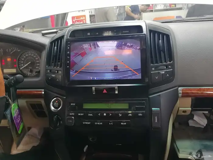 شاشه لندكروزر مديل 2013 6