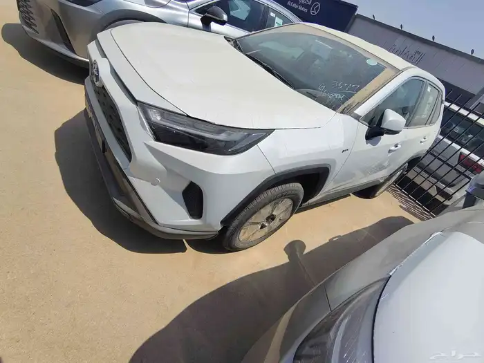 تويوتا راف فور LE دبل هيبرد 2025 2