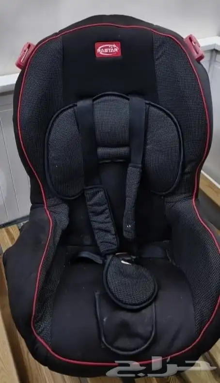 كرسي أطفال استعمال قليل 0