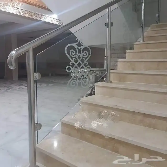 حداد باب كلادينج.المنيوم 2