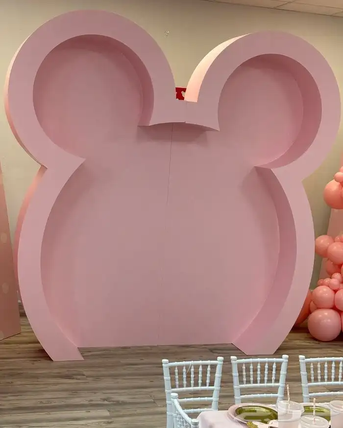 ديكورات حسب التصميم والمقاسات المطلوبه ولون الدهان 2