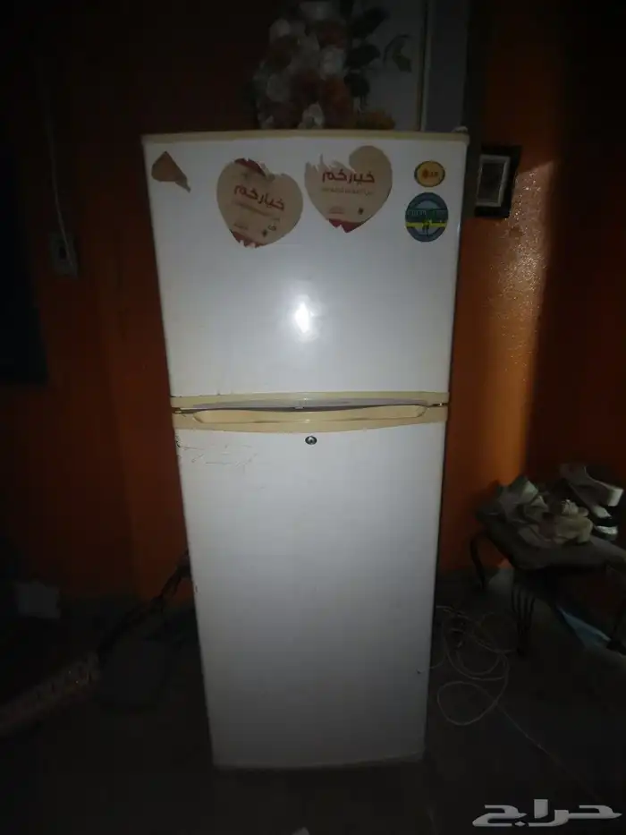 عدد 2 ثلاجة وفريزر واقف للبيع 0