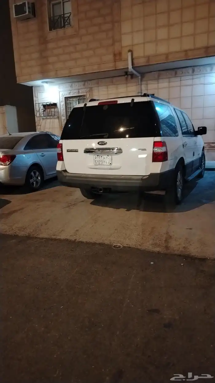 سكوتر كهرباىي شبه جديد سرعه 60 كيلو في الساعه 7