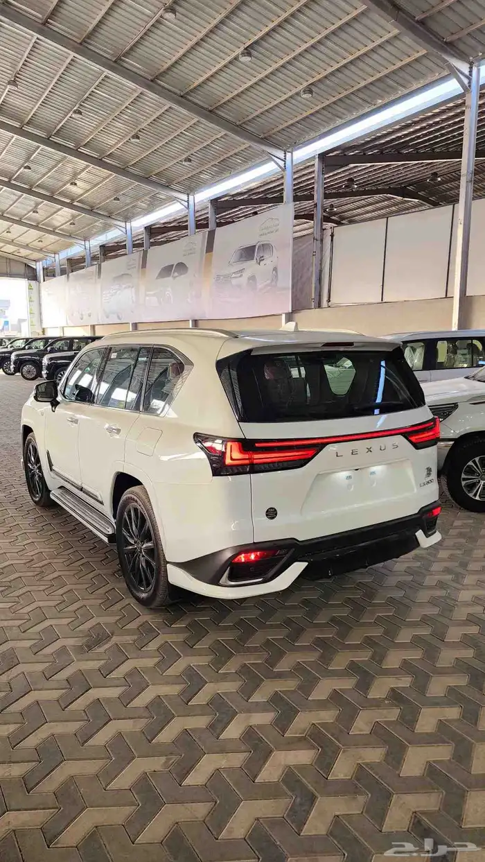 لكزس LX600 اف اسبورت وارد الساير ابيض 2025 ( 595 ) شامل 10