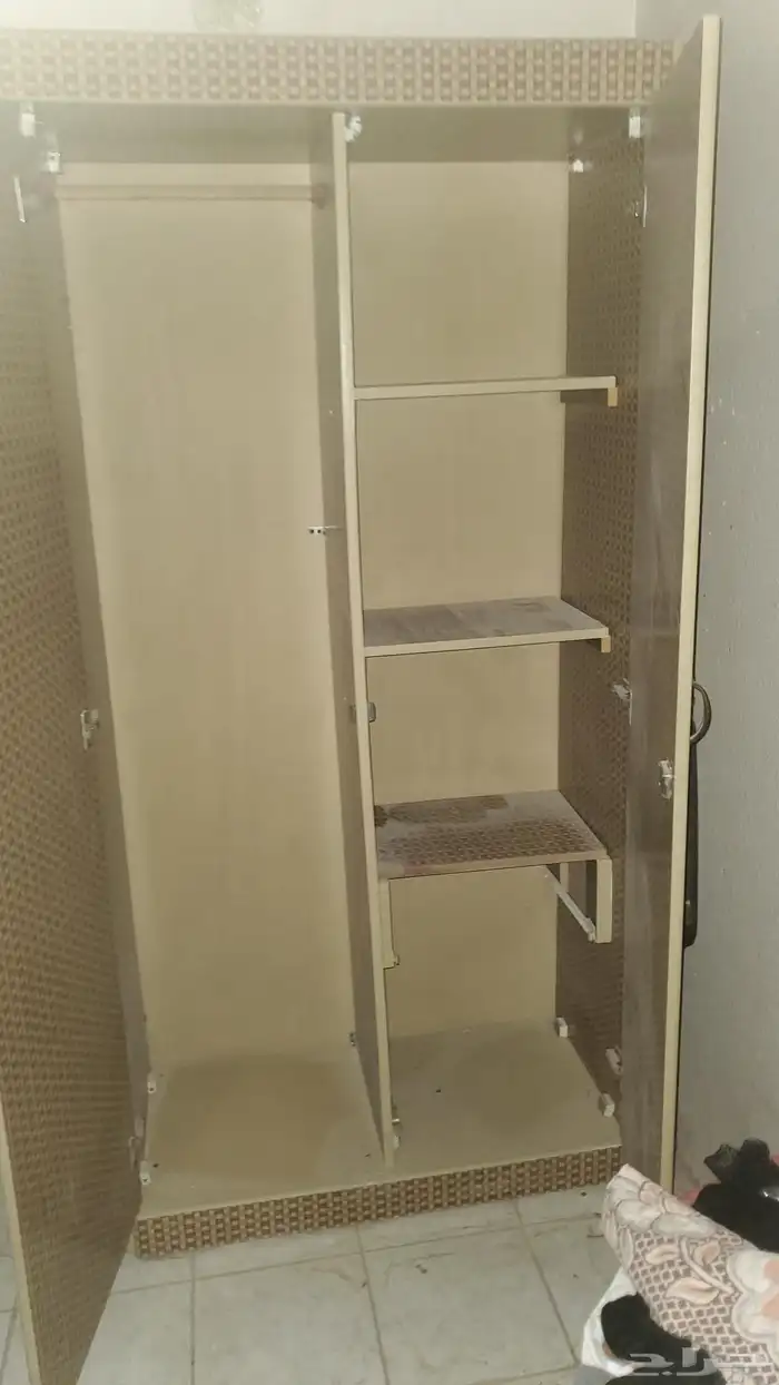 دولاب ملابس 1