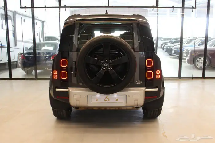 ديفندر S110 V6 2023 5