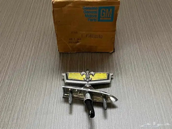 تمثال كبوت كابرس 1980 - 1990 5