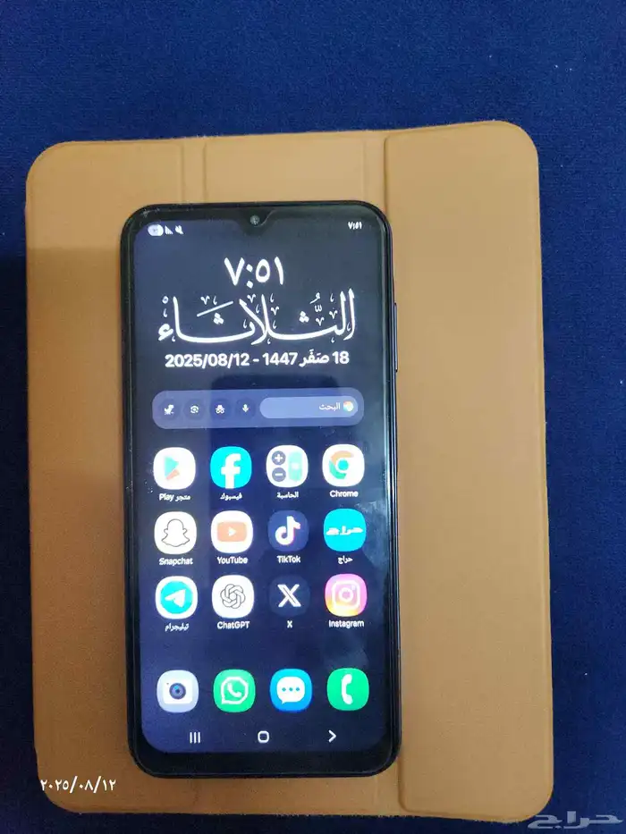سامسونج a25 ذاكره 256 رام 8 0
