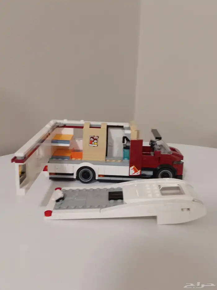 LEGO كرفان 4