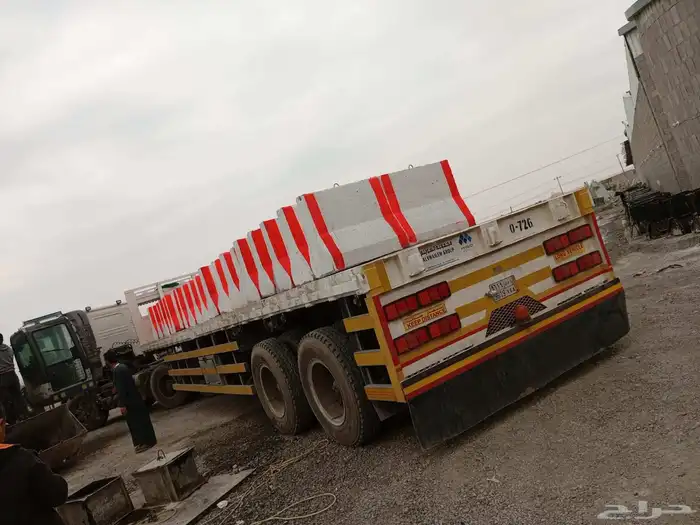 حواجز خرسانيه وزينة حدائق مناهيل مصدات قواعد اناره 7