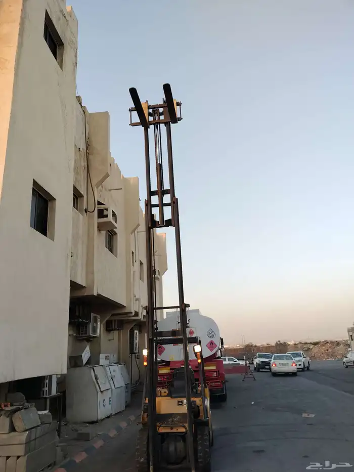 للبيع رافعه شوكيه كتر بلر ديزل 2.5طن 3