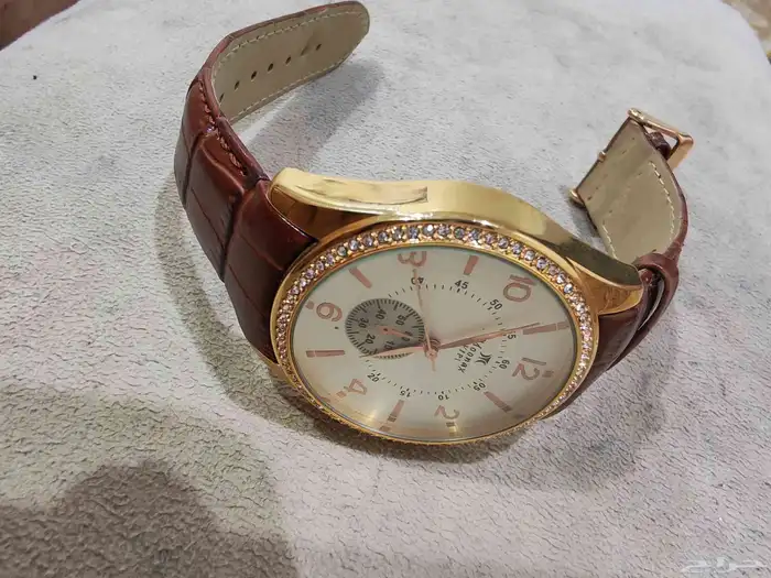 الخرج ساعات صيني العدد 10الكل ب550 4