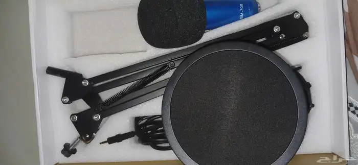 ميكروفون BM-700 مع حامل وفلتر بوب   جديد لم ي ستخدم 4