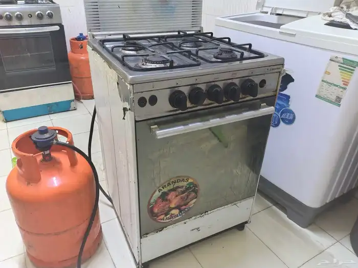 دبه غاز وفرن ومنضم والخرطوش كامل 0