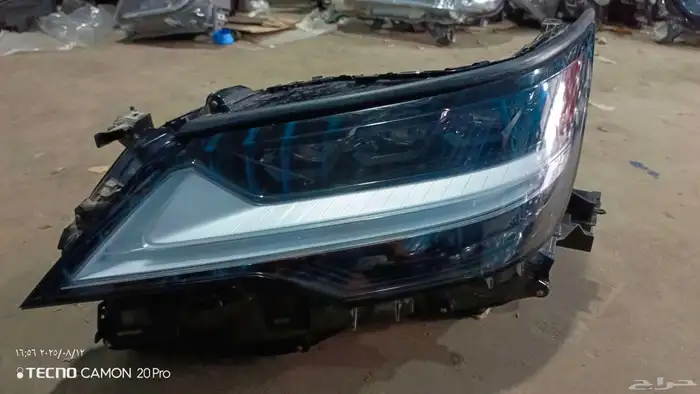 شمعات جيب لكزس ls 570 يمين يسار 2022-2023-2024-2025 4