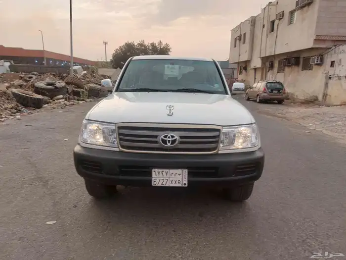 لاندكروزر 2007 هدد 12