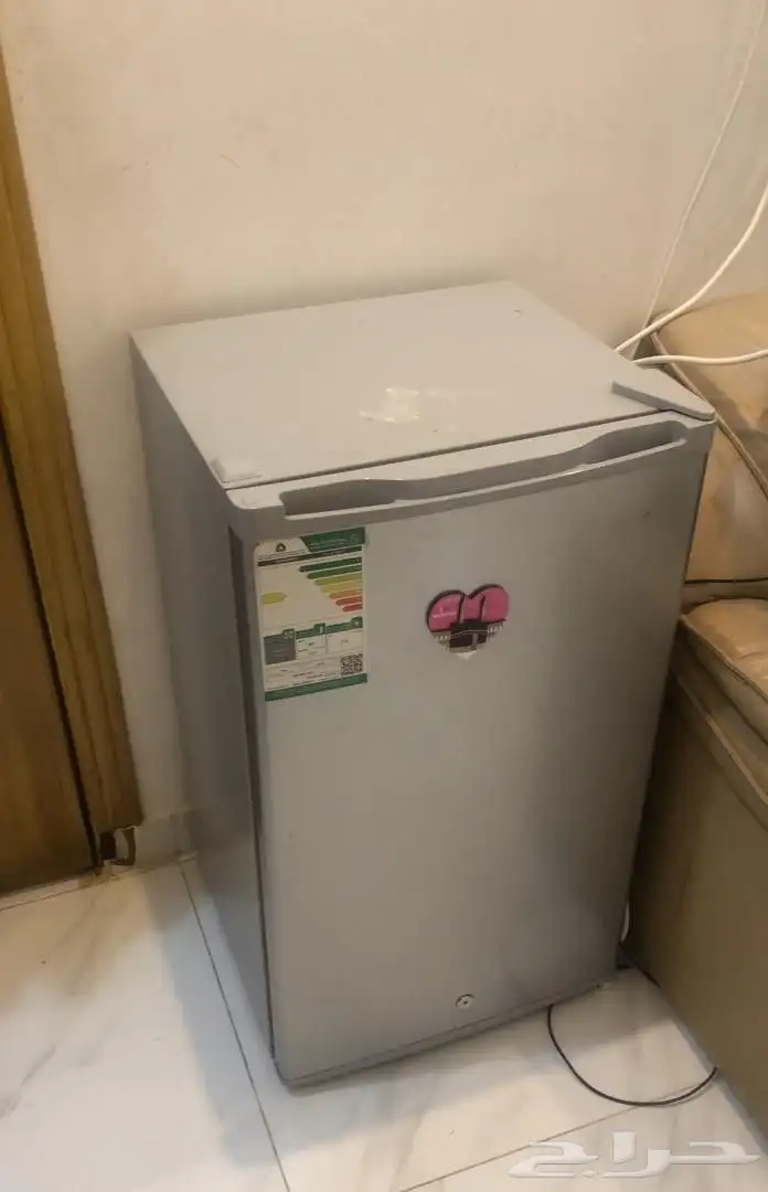 طاولة مذاكرة للاطفال عصارة فواكة تلاجة صغيرة 2