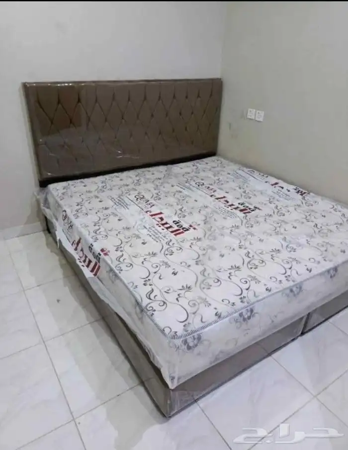 bed and mattress 1