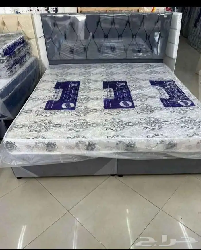 bed and mattress 3