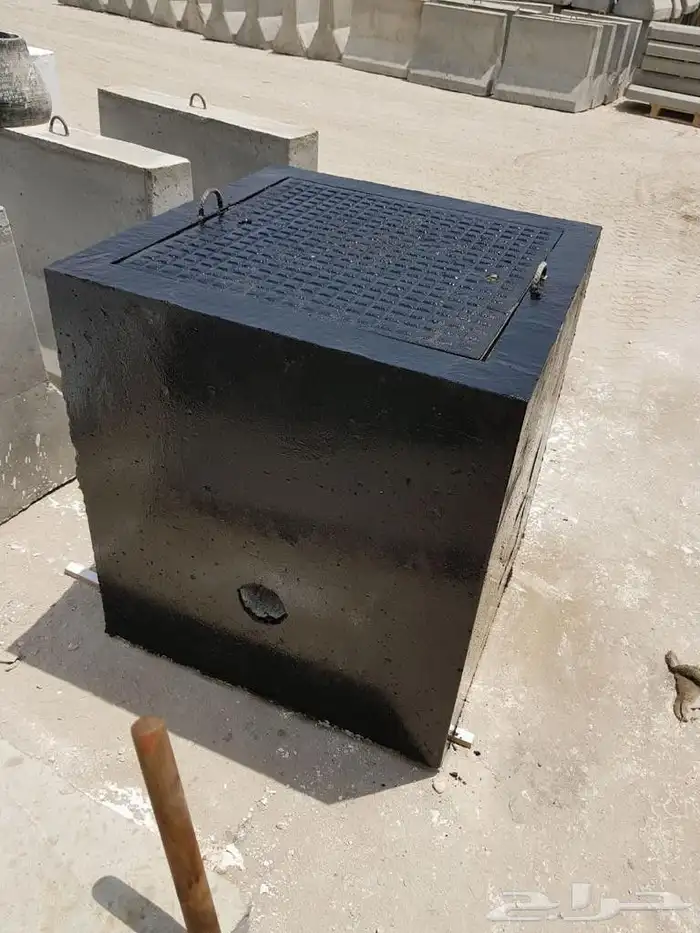 حواجز خرسانيه وزينة حدائق مناهيل مصدات قواعد اناره 5