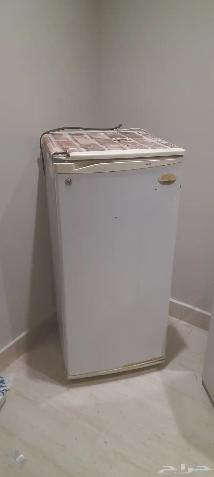 ثلاجة وسط 0