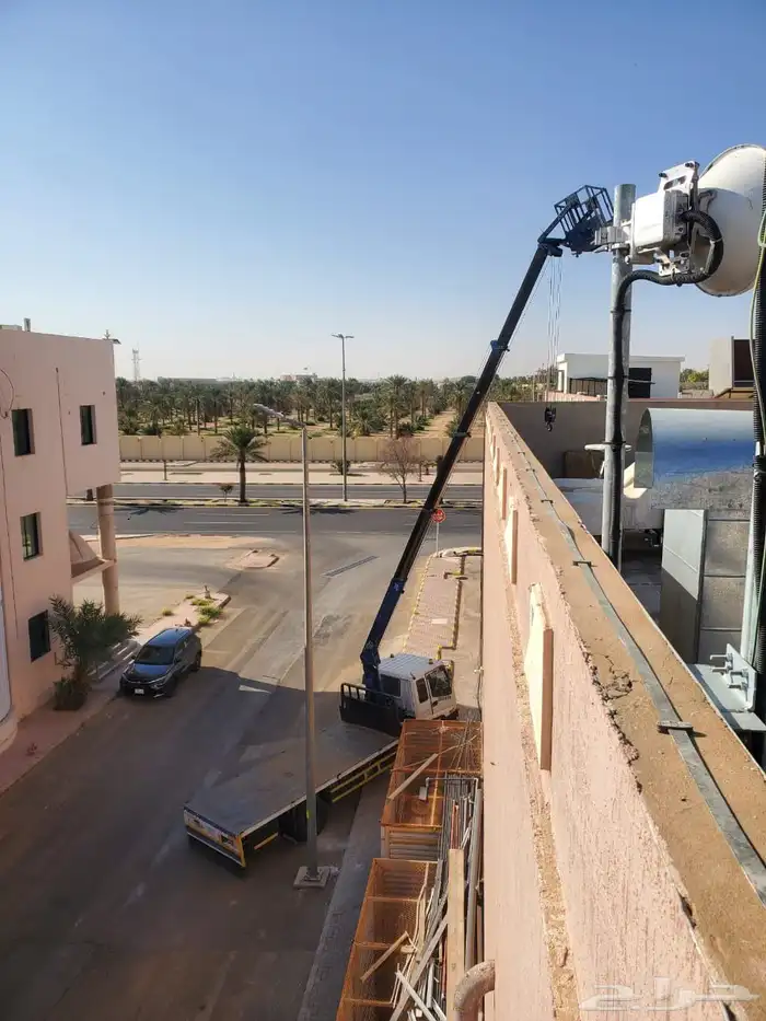 كرين سله رفع عمال رفع لوحات رفع خزانات تركيب كيمرات نقل صبيا 0