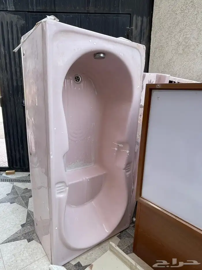 بانيو العدد اثنين واحد كبير والثاني صغير 0