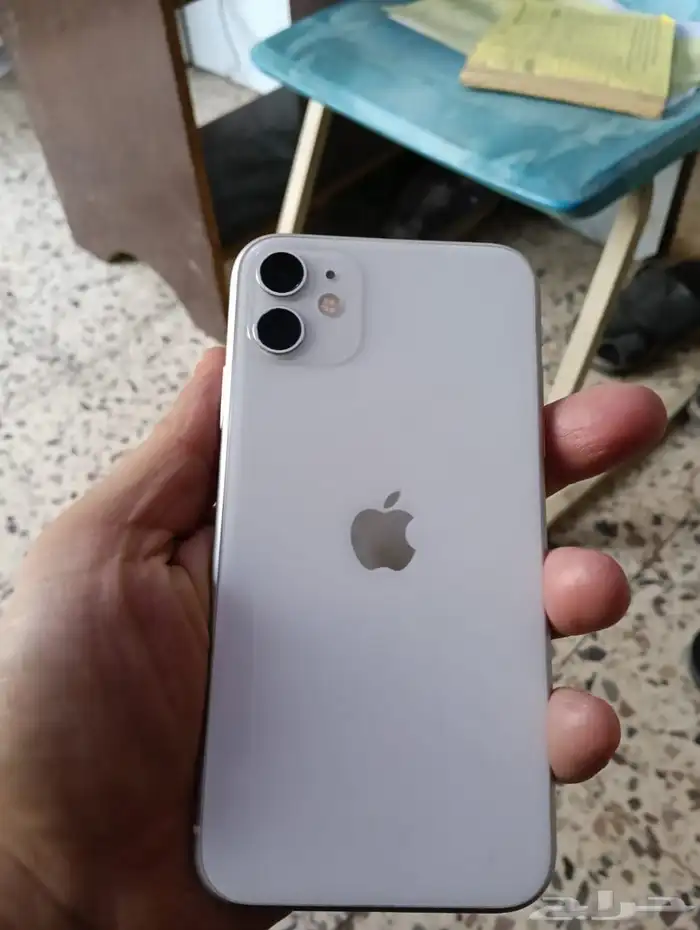 ايفون 11. وكاله جديد. ما انفك بطاريه 72. بحاله جيده جدا 6