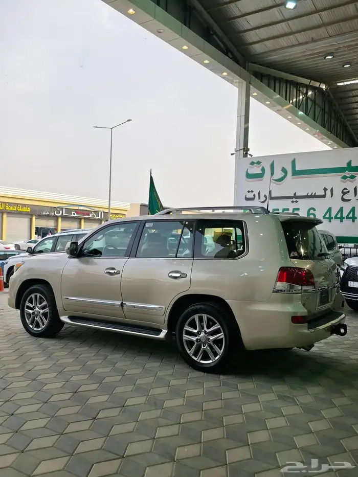 لكزس - 2012 - LX570 - فل كامل 7