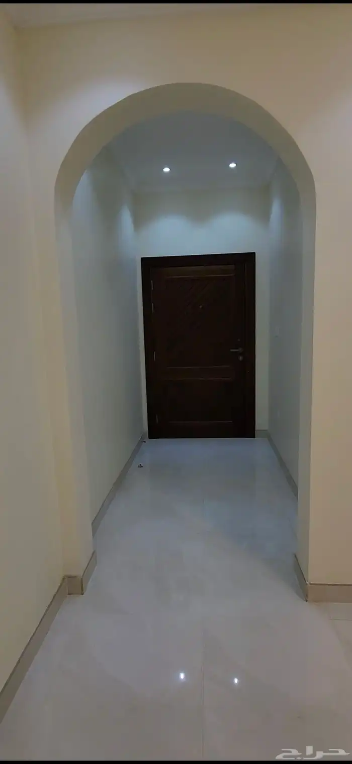 شقة للإيجار حي الشراع 1
