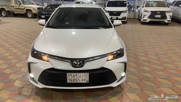 كورولا 2023 سعودي نص فل مكينه 2.0 بحالة الوكالة 2