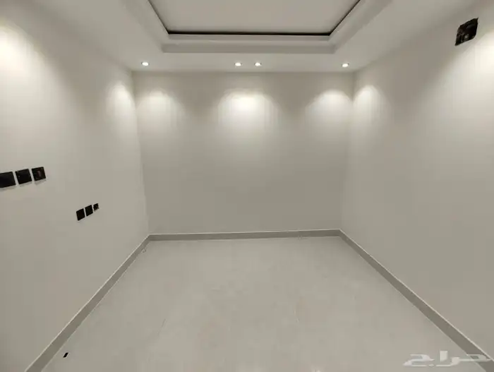 للبيع شقة بمدخل خاص 3