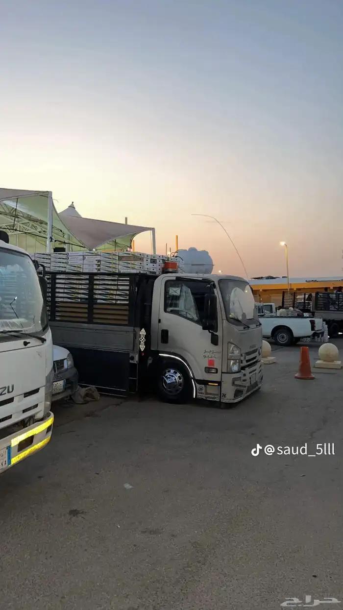 نقل عفش سكاكا الجوف مع الفك وتركيب جميع انواع غرف النوم 3