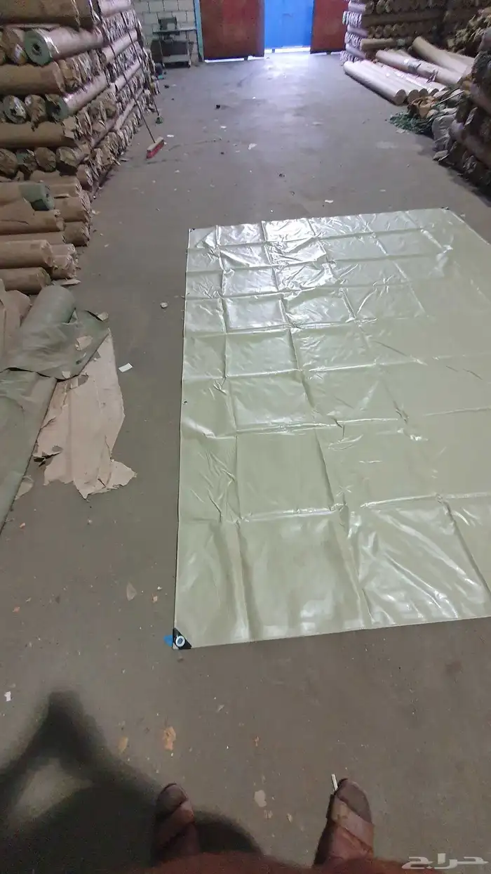 السلام عليكم يوجد لدينا اشرعه جاهزه ابو قرش بضاعه جيده ويوجد 2